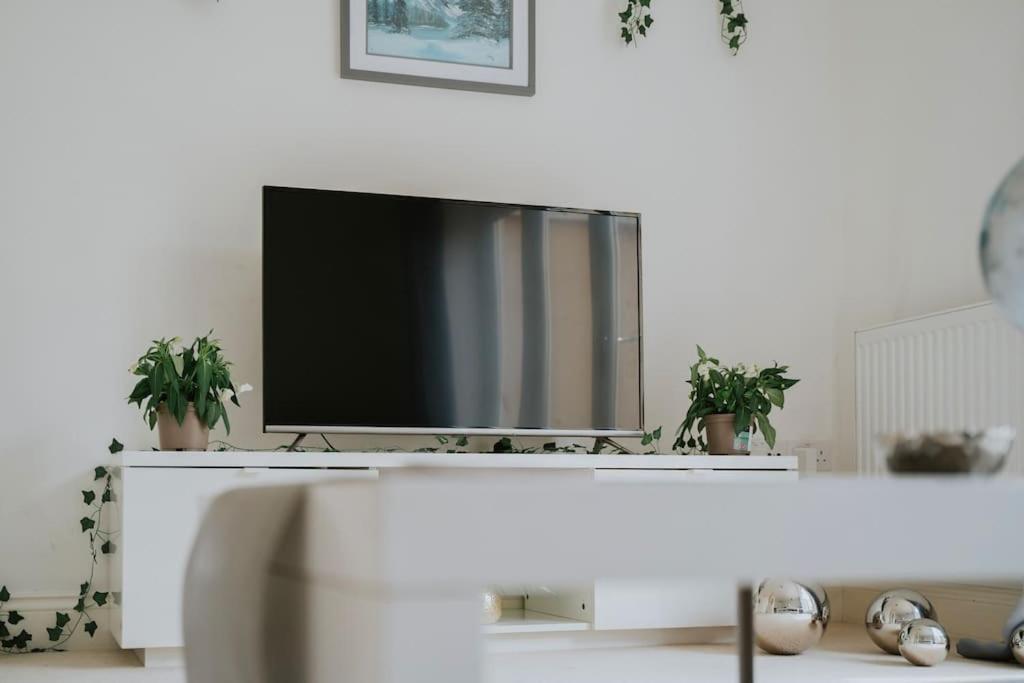 Linen Cottage- Parking, Leds, 4K Tvs, 5G Wifi And More! Бат Экстерьер фото